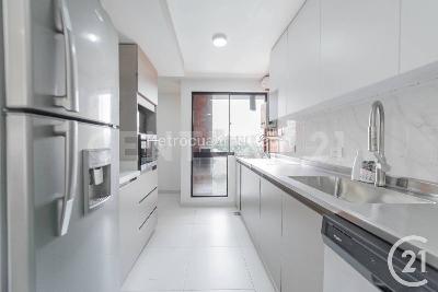 Apartamento de 2 alcobas en venta en El Poblado, Medellín, 100 m² · foto 12 de 20