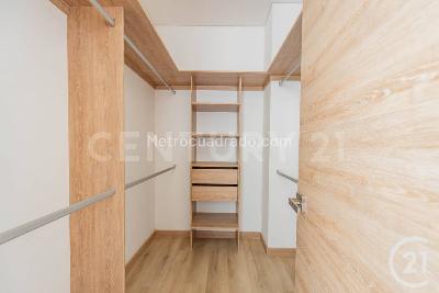 Apartamento de 2 alcobas en venta en Envigado, Envigado, 81 m² · foto 9 de 20