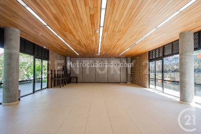 Apartamento de 2 alcobas en venta en Envigado, Envigado, 81 m² · foto 10 de 20