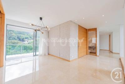 Apartamento en venta en El Poblado, Medellín · foto 2 de 20