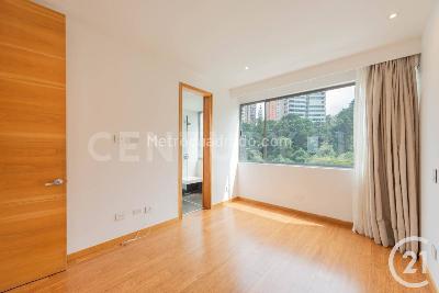Apartamento en venta en El Poblado, Medellín · foto 12 de 20