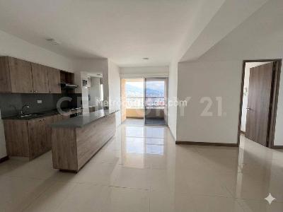 Apartamento de 3 alcobas en venta en Alto De Las Flores Sabaneta, Sabaneta, 74 m² · foto 1 de 15