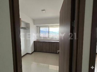 Apartamento de 3 alcobas en venta en Alto De Las Flores Sabaneta, Sabaneta, 74 m² · foto 5 de 15