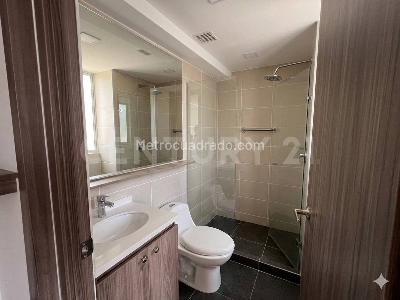 Apartamento de 3 alcobas en venta en Alto De Las Flores Sabaneta, Sabaneta, 74 m² · foto 12 de 15