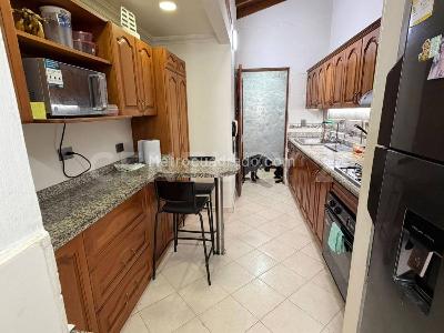 Apartamento de 3 alcobas en venta en El Poblado, Medellín, 140 m² · foto 6 de 19