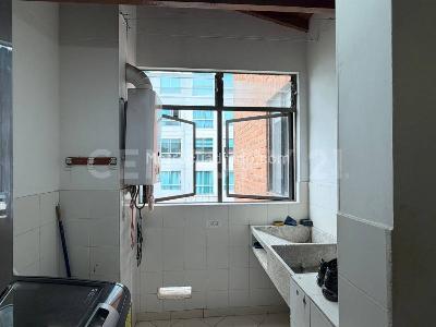 Apartamento de 3 alcobas en venta en El Poblado, Medellín, 140 m² · foto 7 de 19