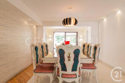 Casa de 4 alcobas en venta en El Poblado, Medellín, 644 m² · foto 7 de 20