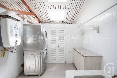 Casa de 4 alcobas en venta en El Poblado, Medellín, 644 m² · foto 11 de 20
