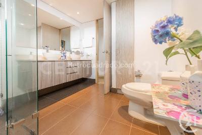 Apartamento de 3 alcobas en venta en El Poblado, Medellín, 240 m² · foto 13 de 20