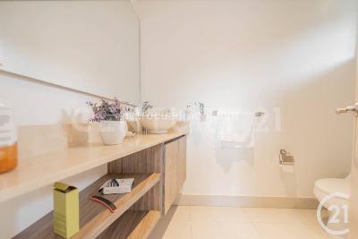 Apartamento de 3 alcobas en venta en El Poblado, Medellín, 240 m² · foto 18 de 20