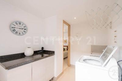Apartamento de 3 alcobas en venta en El Poblado, Medellín, 240 m² · foto 5 de 20