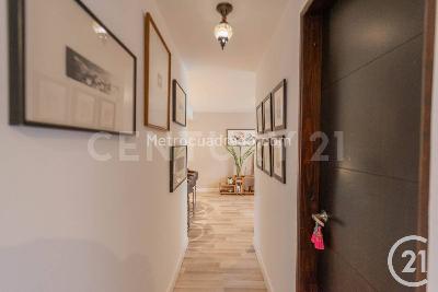 Apartamento de 2 alcobas en venta en El Poblado, Medellín, 90 m² · foto 19 de 20