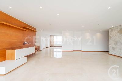 Apartamento de 4 alcobas en venta en El Poblado, Medellín, 200 m² · foto 6 de 20
