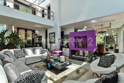 Casa de 3 alcobas en venta en El Poblado, Medellín · foto 2 de 19