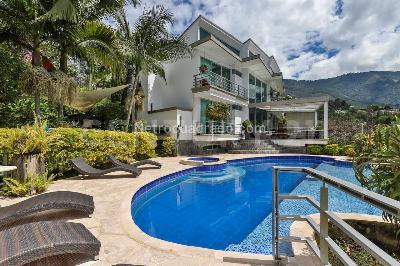 Casa de 3 alcobas en venta en El Poblado, Medellín · foto 7 de 19