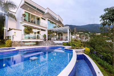 Casa de 3 alcobas en venta en El Poblado, Medellín · foto 19 de 19