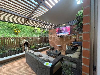 Casa de 3 alcobas en venta en Loma Del Esmeraldal, Envigado, 167 m² · foto 4 de 16