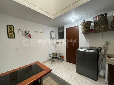 Casa de 3 alcobas en venta en Loma Del Esmeraldal, Envigado, 167 m² · foto 8 de 16