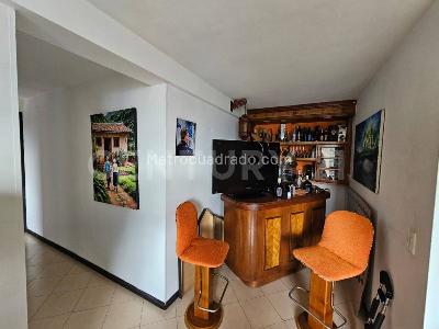 Apartamento en venta en Loma Del Indio, Medellín · foto 8 de 20