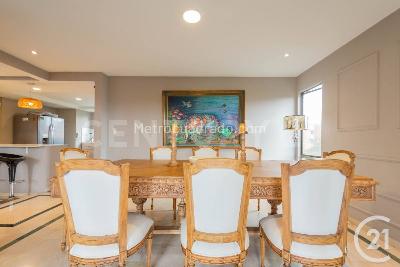 Apartamento de 3 alcobas en venta en El Poblado, Medellín, 215 m² · foto 7 de 20