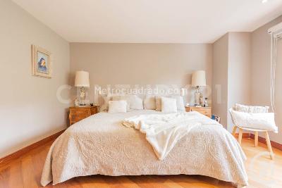 Apartamento de 3 alcobas en venta en El Poblado, Medellín, 215 m² · foto 12 de 20