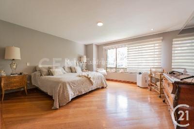 Apartamento de 3 alcobas en venta en El Poblado, Medellín, 215 m² · foto 16 de 20