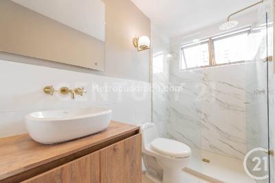 Apartamento de 3 alcobas en venta en El Poblado, Medellín, 215 m² · foto 17 de 20