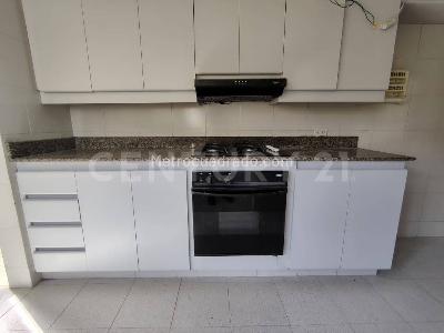 Apartamento en venta en Medellin, Medellín · foto 7 de 20