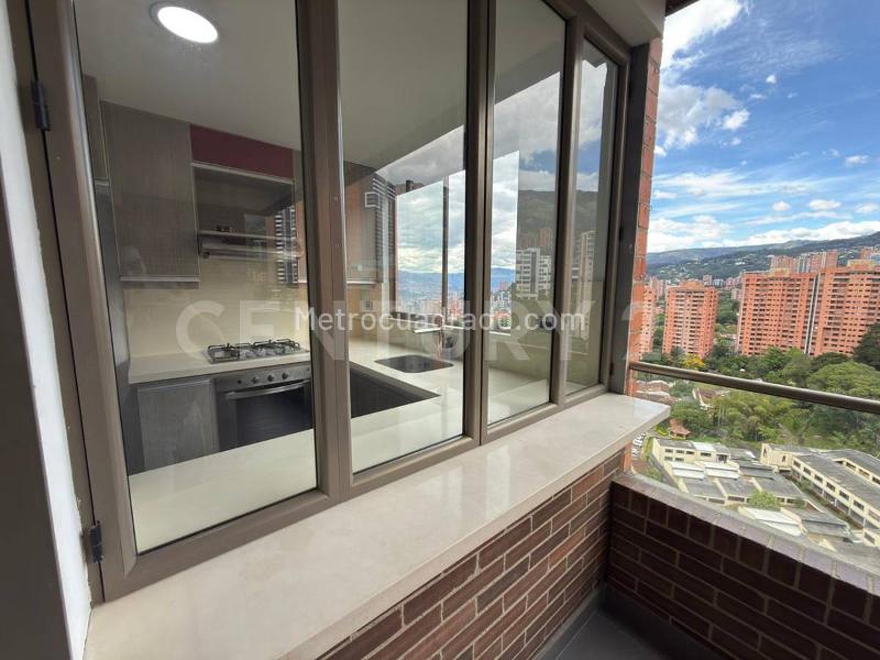 2BR Apartment in Poblado (100 m²) - 4