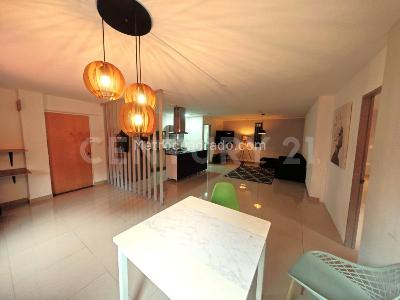 Apartamento en venta en El Poblado, Medellín · foto 2 de 20