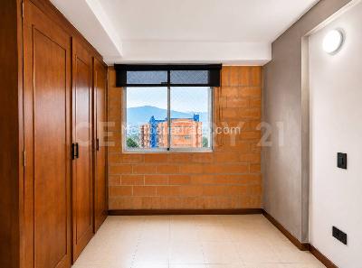 Apartamento de 3 alcobas en arriendo en El Poblado Santa Maria De Los Angeles, Medellín, 64 m² · foto 3 de 9