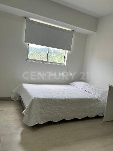 Apartamento en venta en El Poblado, Medellín · foto 4 de 20