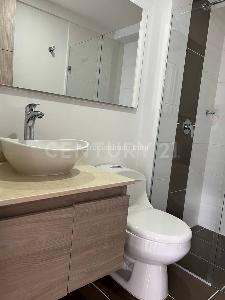 Apartamento en venta en El Poblado, Medellín · foto 7 de 20