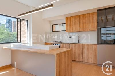Apartamento de 3 alcobas en venta en El Poblado, Medellín, 135 m² · foto 4 de 19