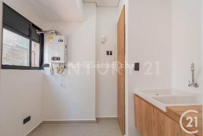 Apartamento de 3 alcobas en venta en El Poblado, Medellín, 135 m² · foto 8 de 19