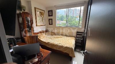 Apartamento en venta en Loma De Las Brujas, Envigado · foto 7 de 8