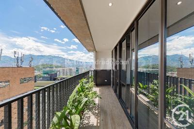 Apartamento en arriendo en Ciudad Del Rio, Medellín · foto 2 de 14