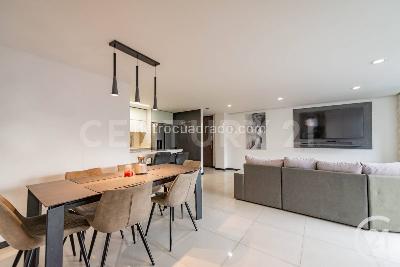 Apartamento de 2 alcobas en venta en El Poblado, Medellín, 107 m² · foto 11 de 20