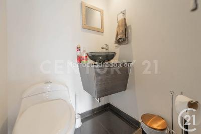 Apartamento de 2 alcobas en venta en El Poblado, Medellín, 107 m² · foto 13 de 20