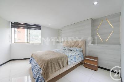 Apartamento de 2 alcobas en venta en El Poblado, Medellín, 107 m² · foto 17 de 20