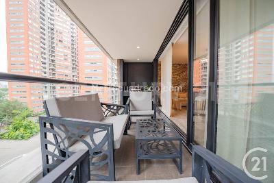 Apartamento en arriendo en El Poblado, Medellín · foto 5 de 16