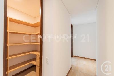 Apartamento de 3 alcobas en venta en El Poblado, Medellín, 360 m² · foto 14 de 20