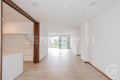 Apartamento de 3 alcobas en venta en El Poblado, Medellín, 360 m² · foto 3 de 20