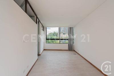 Apartamento de 3 alcobas en venta en El Poblado, Medellín, 360 m² · foto 8 de 20