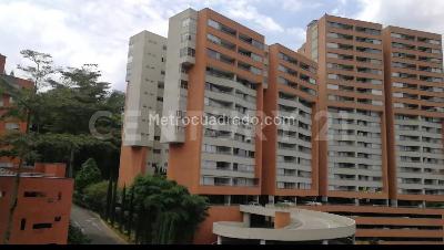 Apartamento de 3 alcobas en venta en Cumbres, Envigado, 88 m² · foto 4 de 17