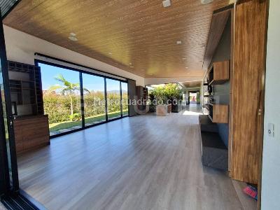 Casa de 4 alcobas en venta en Llano Grande, Rionegro, 1875 m² · foto 3 de 20