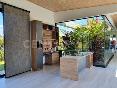 Casa de 4 alcobas en venta en Llano Grande, Rionegro, 1875 m² · foto 4 de 20