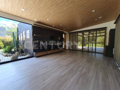 Casa de 4 alcobas en venta en Llano Grande, Rionegro, 1875 m² · foto 6 de 20