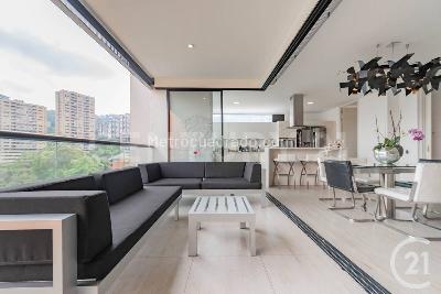 Apartamento de 3 alcobas en venta en El Poblado, Medellín, 162 m² · foto 2 de 20