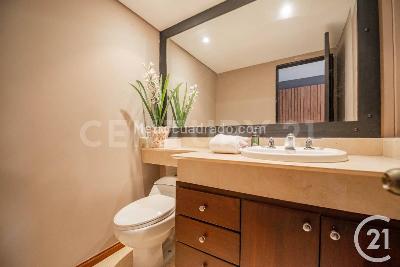 Apartamento en venta en El Poblado, Medellín · foto 20 de 20